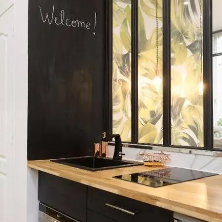 Architect S Designer Studio Near To Eiffel Tower *
