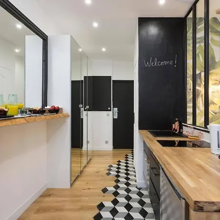 Architect S Designer Studio Near To Eiffel Tower *
